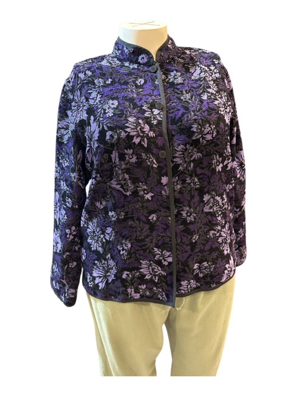 Coldwater Creek Sz XL Purple & Black Floral Pattern Button-Up Long Slv Jacket